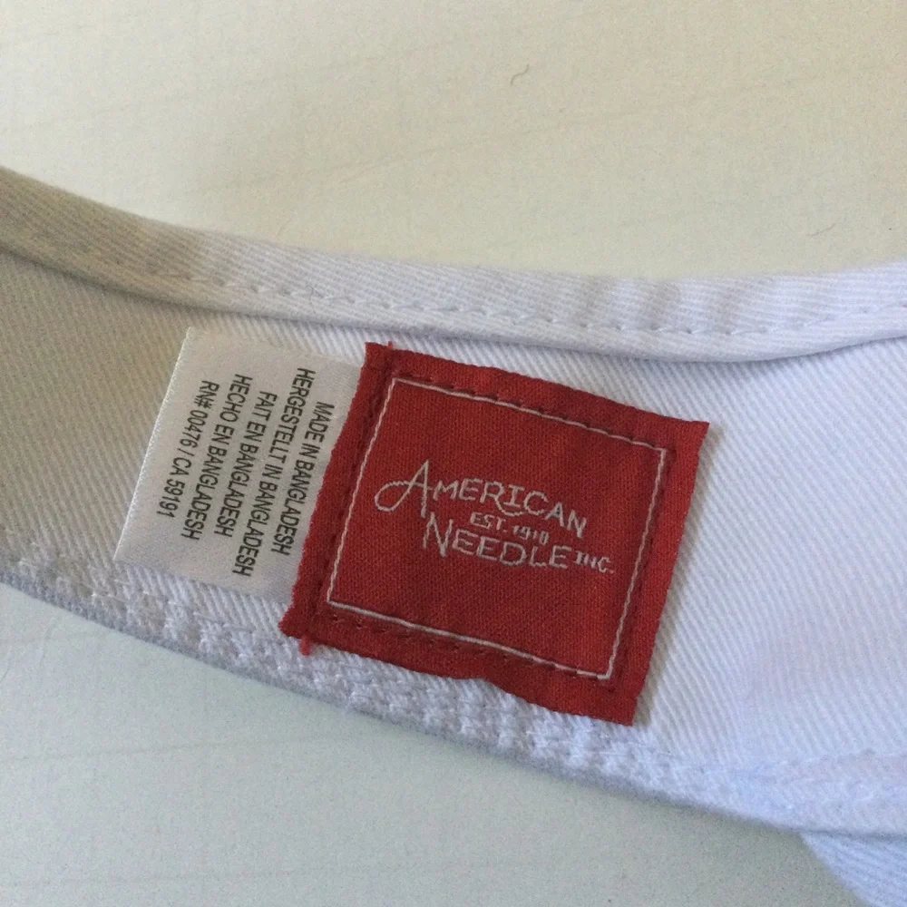 AMERICAN NEEDLE LA VISOR WHITE OS ADJUSTABLE NWT